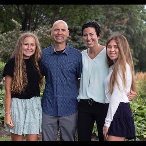 Meet your Posher, Dani